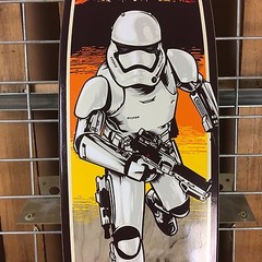 New Santa Cruz Star Wars Stormtrooper Cruzer Complete Skateboard – 36in x 9.3in