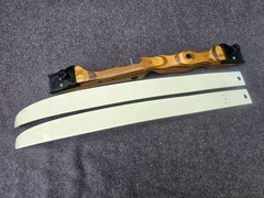 PSE Heritage Razorback Recurve bow RH 30# 62″