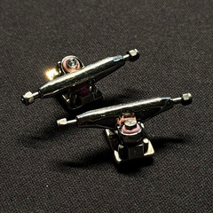 29mm silver deli trucks with slushcult rattlerz