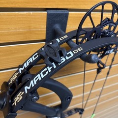 Item 3849 – PSE Archery Compound Bow – Mach 30 – RH – Black – #70 – 24.5”-30” DL
