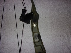 Bear Whitetail Hunter Green Camo Compound Bow