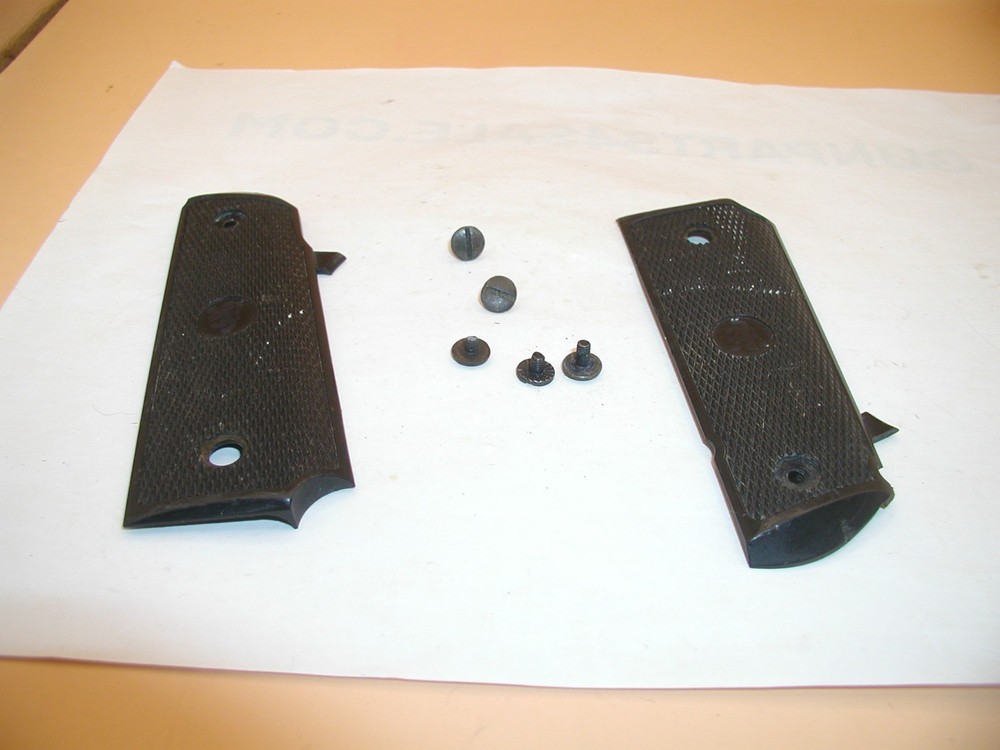 Black Ops Air Pistol – Grips Plastic w/ Screws