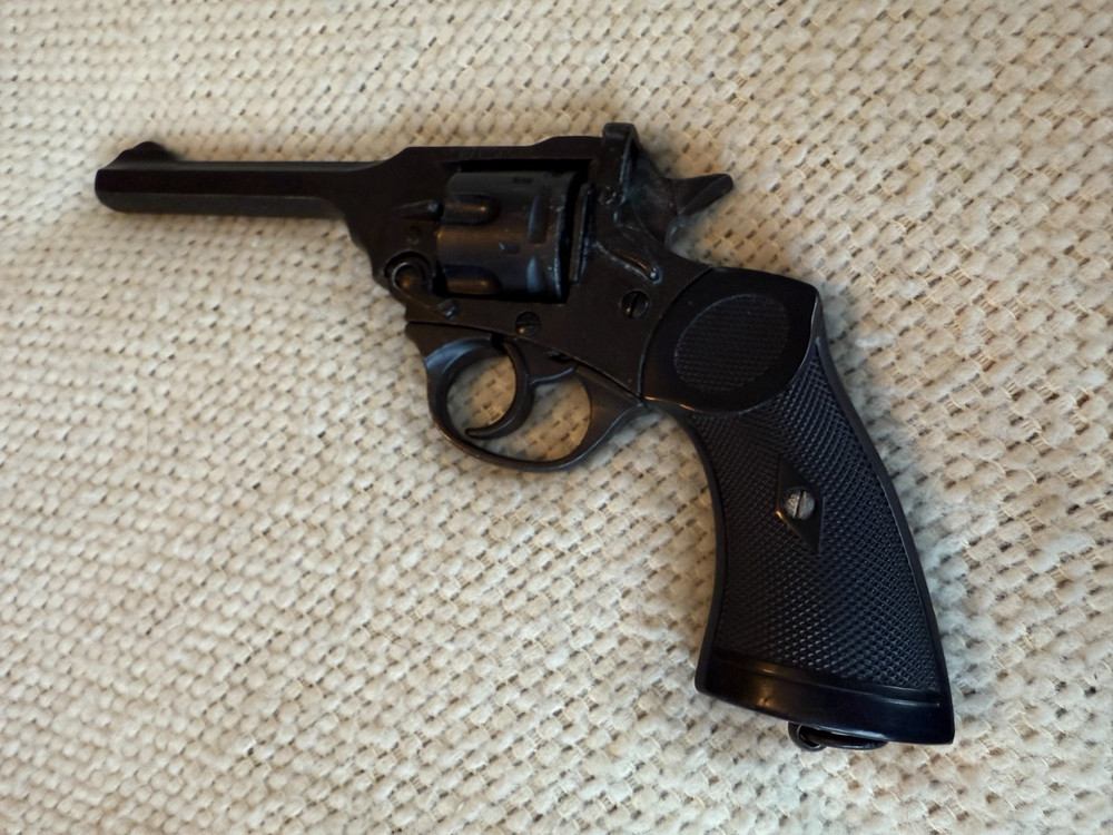 Denix SA Mark IV Non-Firing Replica Pistol