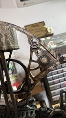 Mathews DXT Compound Bow RH 30 Inch Draw 70 Pounds