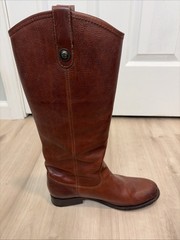 These Frye Melissa Button Riding Boots in Cognac Brown US 7.5B 4001 K 11
