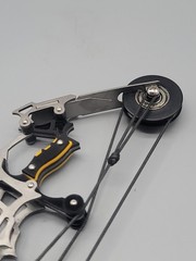 JINCENE 9″ Mini-Compound Bow Compound Bow Set Aluminum Silver & Black W/4 Arrows