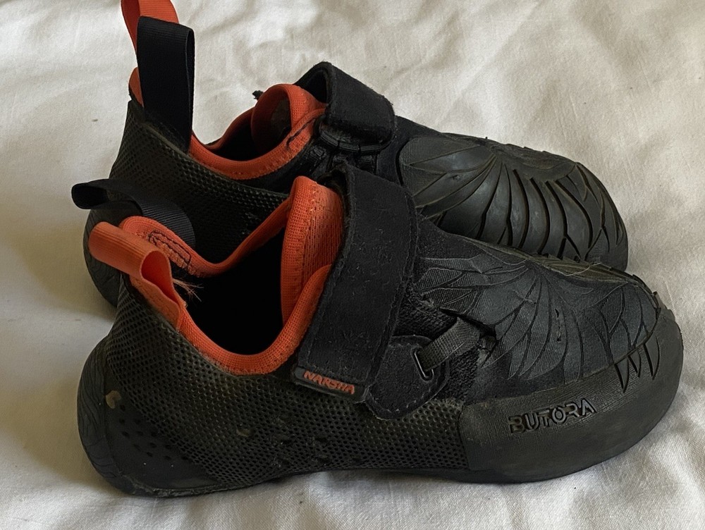 Butora Narsha Black/Orange Climbing Shoes – Women’s Size 6