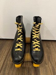 Roller Derby Black High Top Quad Roller Skates Yellow Laces & Wheels Women’s 8