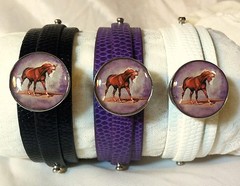 Leather SNAP BRACELET Horse Snap CHESTNUT HORSE Black Purple Sft Whte *BUBBLES*