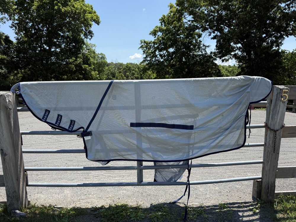 81” Bucas Buzz Off Full Neck Horse Fly Sheet – Used