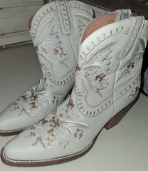 Dingo DI 748 White Leather Western Boots women’s Size 10 MPN DI 748 WHITE