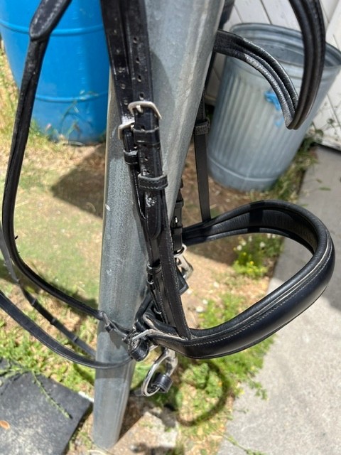 Beautiful PS of Sweden Bridle Full Black non patent Flying Change Bridle