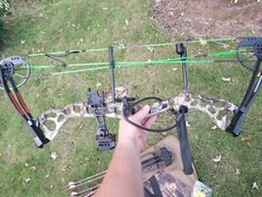 NEW LEFT-HANDED BEAR Archery Vast Compound bow complete set up