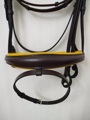 English Leather Bridle With Plane Browband With Yellow Padding All Size.