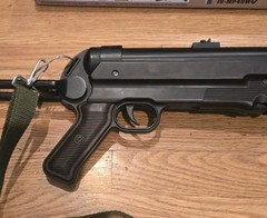 UKARMS IU-MP40 Auto Electric Airsoft Gun Semi & Full Automatic IU-MP40P IU-MP40W