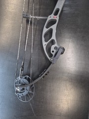 Used PSE Supra RTX 37 – Right Hand – 60lbs – Grey