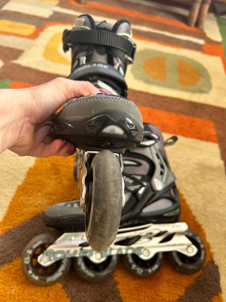 ROLLERBLADE SPARK 84 W US women’s size 7 / Mondo 24 / EUR 38 white blue NIB