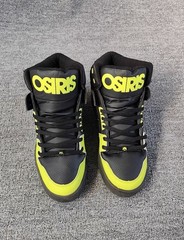 Osiris NYC 83 black & yellow skateboarding shoes #skateboarding #y2k