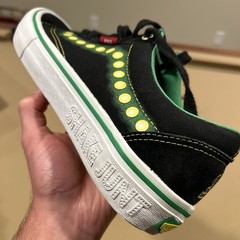 VANS x Shake Junt Pro Skateboarding Shoes Black/Green Yellow Dots US 9.5