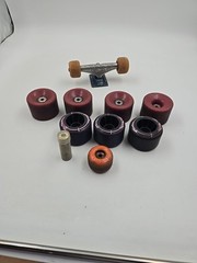 Misc . Skateboard Wheels And Bearings Condition Unknown