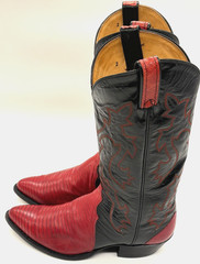 Vintage Tony Lama Cherry Red / Black Lizard Skin Boots Men’s 8.5D Style 8331 C06