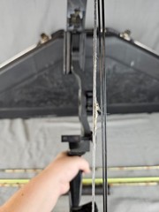 Classic Browning Boss Raptor Adjustable Compound 60-70lbs 29-31″ Draw Bow Kit