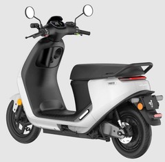 New Segway E110A e Moped Electric Scooter 30 MPH 48V 30AH 35 Miles Range