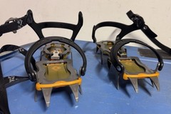 Black Diamond Contact Strap Crampons ￼