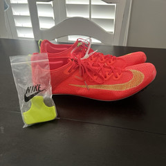 Men’s Nike Superfly Elite 2 track spikes size 11 US Bright Crimson