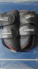 LeMieux Brushing Boots Set Of 4, L & XL Carbon MeshWrap