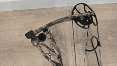 Martin Archery 2013 Alien Compound Bow Package QAD HHA Case Arrows Release