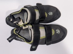 Evolv Defy Climbing Shoes Men 10.5 Black Grey Comfortable Durable Climbing