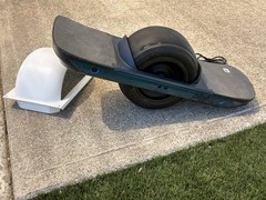 Onewheel Pint X (PintV VESC) Bundle only 400 total miles