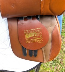 Stübben Genesis VSD Deluxe Close Contact Honey Leather – 17.5” seat