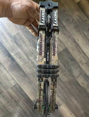 Hoyt Carbon Spyder 30 in Realtree #3 Cam 28-30″ 70# 332fps!