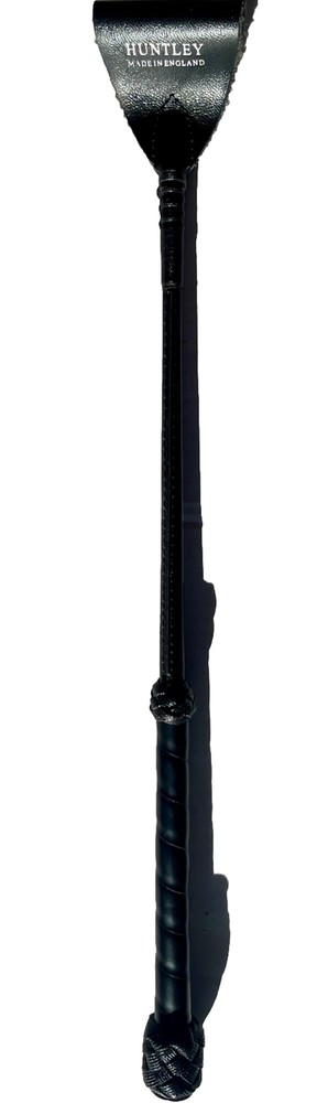 HUNTLEY BLACK LEATHER EQUESTRIAN JUMP BAT RIDING CROP MADE IN ENGLAND 18 INCHES