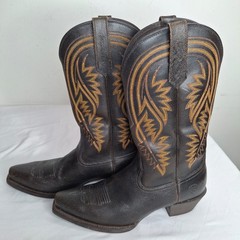 Vintage ARIAT Brown Western Boots Embroidery Decorative Stitching 8.5D