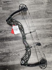 Bowtech Carbon Zion – Right Hand – 25.5-30.5″ draw – 60-70LBS – OD Green