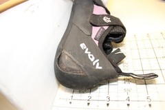 Evolv Elektra Womens Size 9.5 41 USA Made Purple Black Strap Rock Climbing Shoes