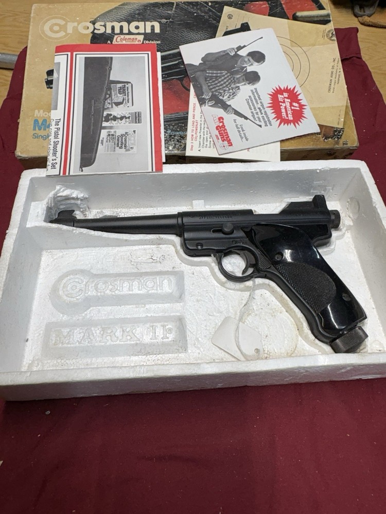 Vintage Crosman Mark II .177 CO2 Pellet Single Shot Target Pistol w/ Orig. Box