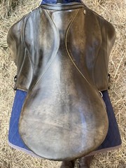 Stubben Romanus Dressage Saddle 17” MW