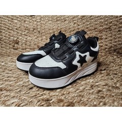 Roller Skate Shoes Kids Fashion Unisex Sport Sneaker Black & White Size 2.5 US