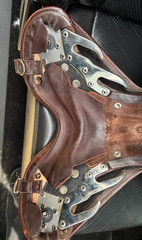 WOW Saddle 2013 Competitor brown size 1 STOCK / Bounty seat curved leather tree