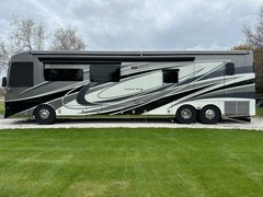 Magne Shade RV EZ Fold Tire Covers
