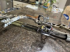 Mathews SoloCam left Hand Bow Hunting Compound Bow 70lb 29in Draw.