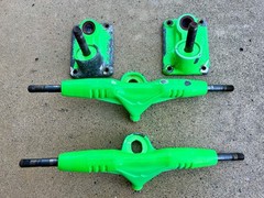 Vintage Gullwing Trucks Skateboard Trucks Phoenix Neon Green OG 80s Used