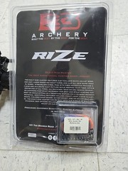 Brand New Unused B3 Archery Rize Hunter Single Pin Bridge-lock Roller Sight