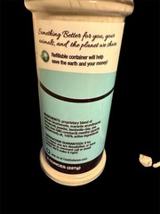 Coat Defense Daily Preventative Powder for Horses Lot of 2 Non-Toxic 8oz