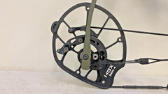 Hoyt REDWRX Carbon RX-9 RH 28.25-29″ 70lbs. Wilderness Compound Bow