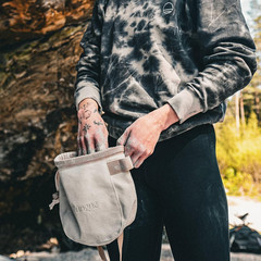 Natural Chalk Bucket for Climbing and Gym Use – Durable and Stylish